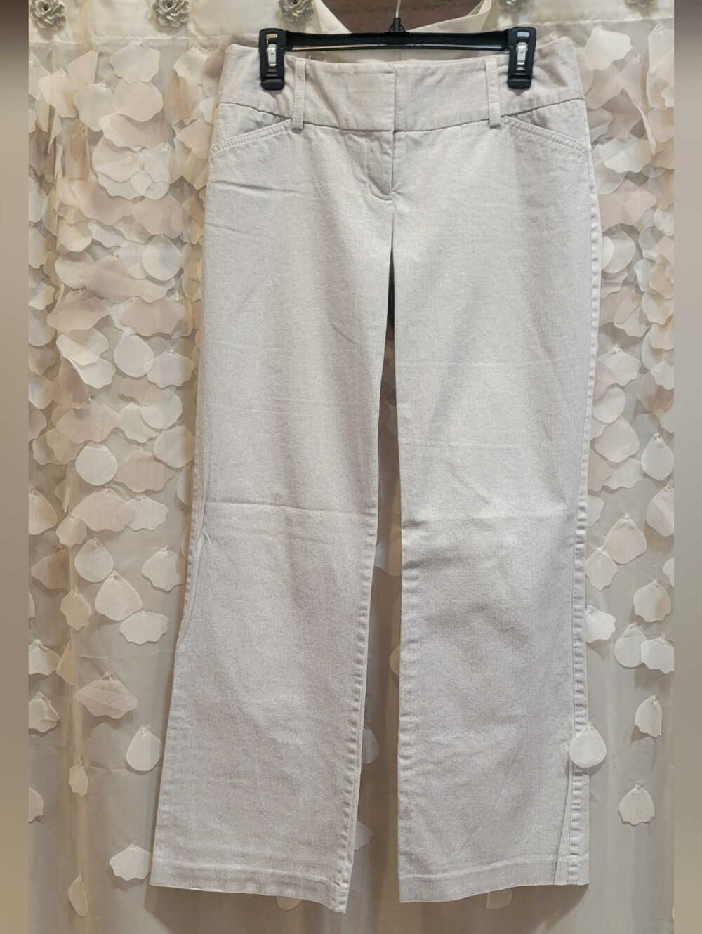 Express Straight-Leg Size 8 Pants in Light Gray